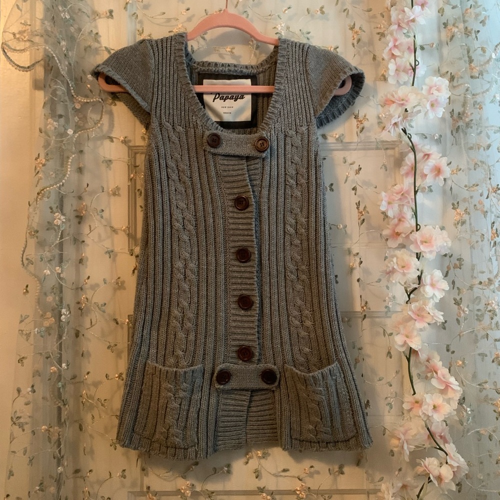 papaya gray knit cardigan size M